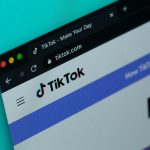 El fenómeno TikTok: Entre nuevas tendencias y la lucha por domar su algoritmo